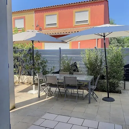 בית נופש Agreable Pavillon Avec Grande Terrasse Pour 6 Personnes