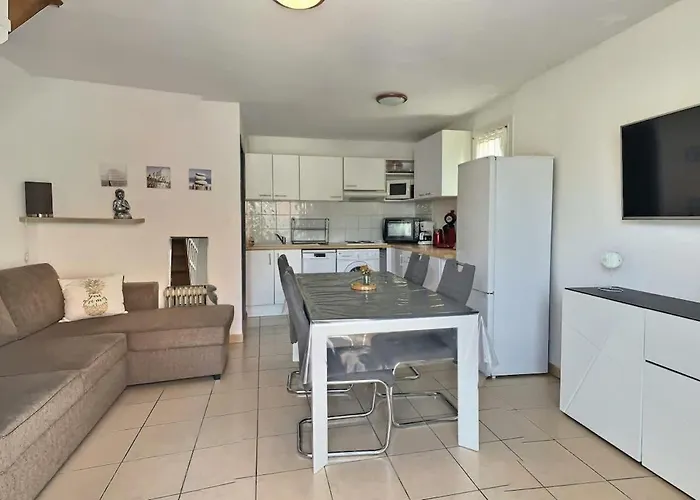 Pavillon Avec Grande Terrasse Pour 6 Personnes Casa vacanze