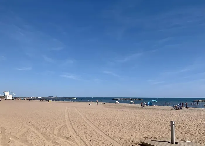 Pavillon Avec Grande Terrasse Pour 6 Personnes